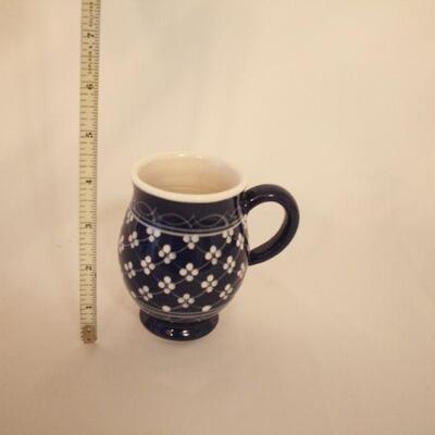 Lot #125: Set of Four Blue & White Ceramic Mugs 