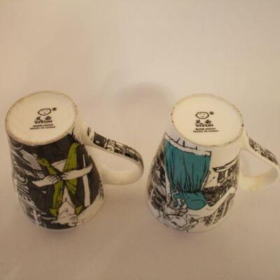 Lot #124: Yiyun Bone China Mug Set