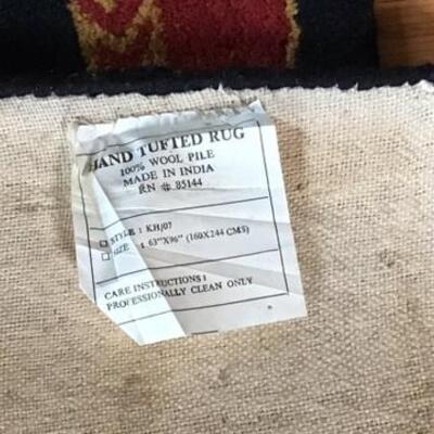 Elegant Wool Rug 8 Ft. x 5' 3
