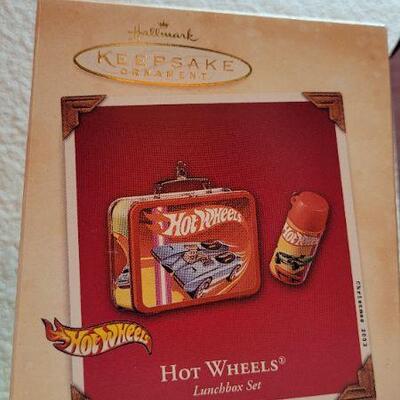 Lot 259: Assorted NEW Vintage Hallmark Ornaments 