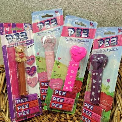 Lot 267: Basket w/ Unused PEZ Collectible Dispensers