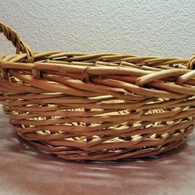 Lot 267: Basket w/ Unused PEZ Collectible Dispensers