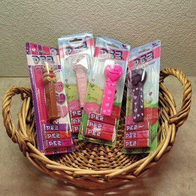 Lot 267: Basket w/ Unused PEZ Collectible Dispensers