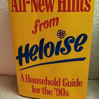 Lot 269: Vintage Books - Girl Scout Handbook and LADY HELOISE Hints