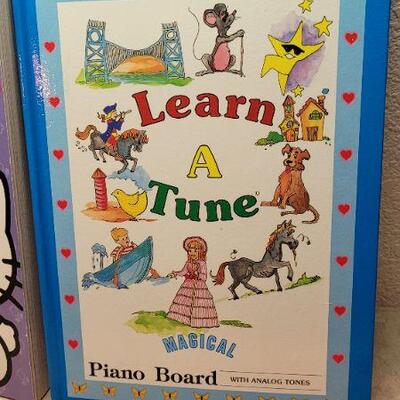 Lot 271: Vintage Books and Activity Game