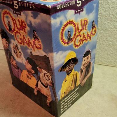 Lot 275: Our Gang VHS Collection + Piglet Musical Plush