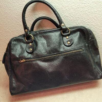 Lot 276: Vintage Leather Purse