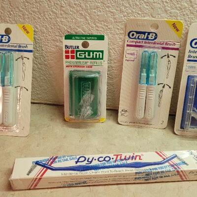 Lot 278: Assortment of New Bathroom Essentials 