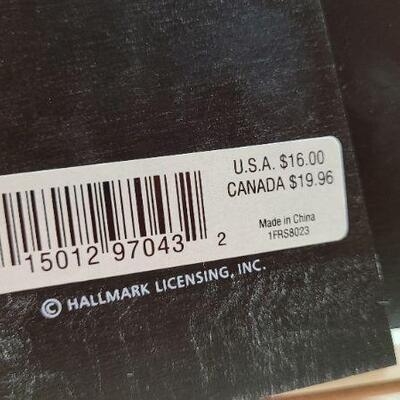 Lot 279: New 4x6 OUR OWN PARADISE Hallmark Frame + Notepad 