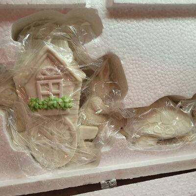 Lot 295: Dept. 56 SNOWBABIES "Slow Moving Vehice" 
