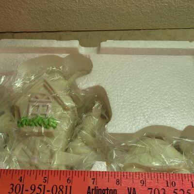 Lot 295: Dept. 56 SNOWBABIES "Slow Moving Vehice" 