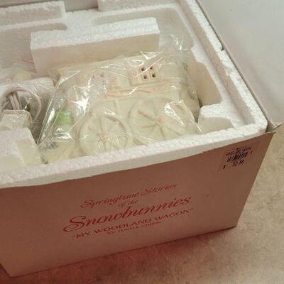 Lot 306: Dept. 56 SNOWBABIES My Woodland Wagon 