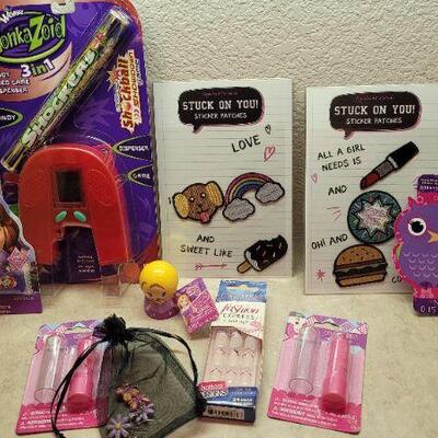 Lot 314: Assorted Children's Activity Bundle