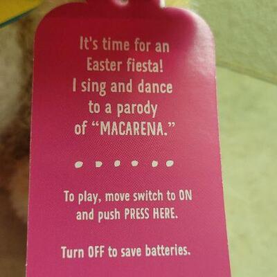 Lot 317: New EASTER Fiesta Bunny NEEDS BATTERY