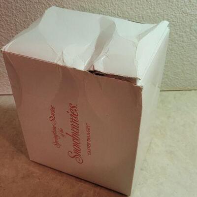 Lot 319: Dept. 56 SNOWBABIES Easter Delivery