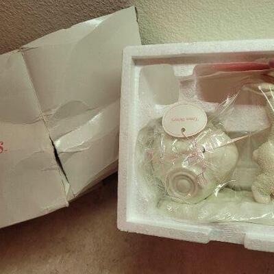 Lot 319: Dept. 56 SNOWBABIES Easter Delivery