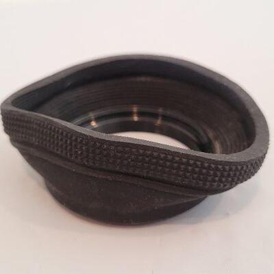 Lot 327: Assorted Lens Filters + Soft Diffuser