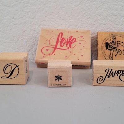 Lot 333: Assorted Rubber Stamps Arts Crafts 