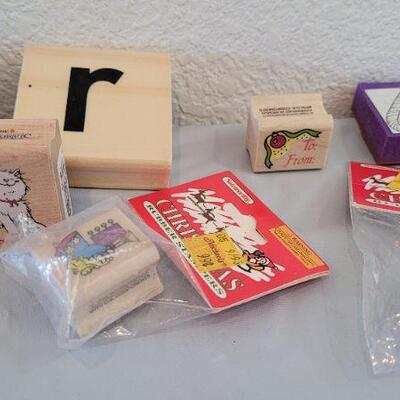 Lot 333: Assorted Rubber Stamps Arts Crafts 