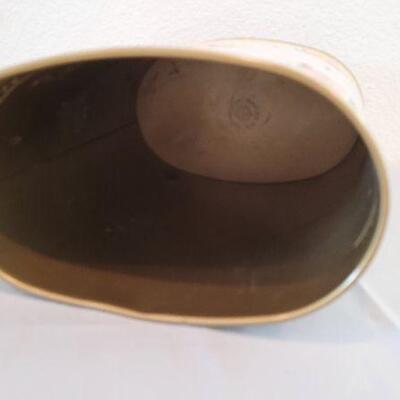 Lot 334: Vintage Metal Wastebasket Flower Theme