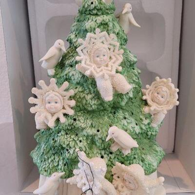 Lot 337: Dept. 56 SNOWBABIES Flakes Falling From the Tree
