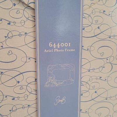 Lot 339: Precious Moments ARIEL Disney Photo Frame NEW