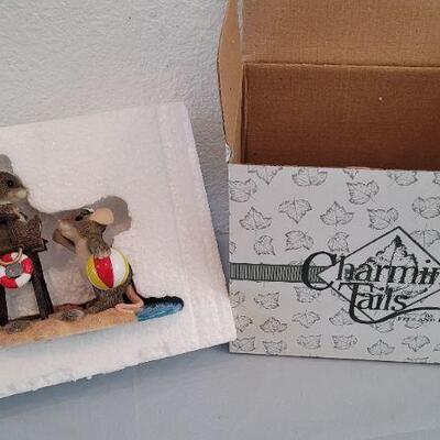 Lot 350: Vintage CHARMING TAILS Figure 
