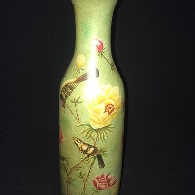 Lot 28L:  Vases