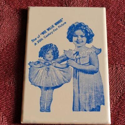 Lot 362: Vintage Shirley Temple Pocket Mirror 