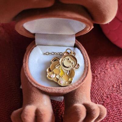 Lot 364: New Necklaces in Fun Animal Matching Boxes