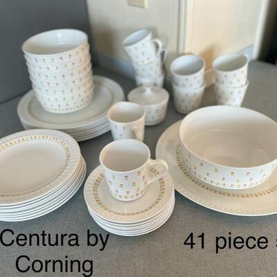 41 Piece Corning Dinnerware set 