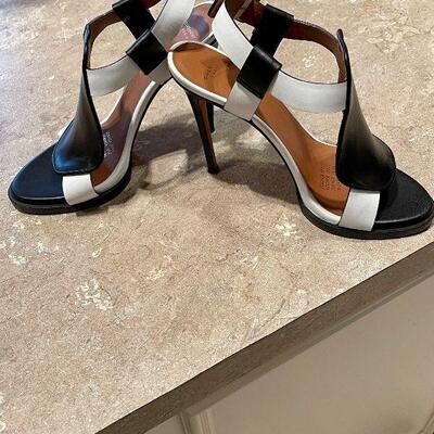 Givenchy Black and White Heels size 39 pristine!