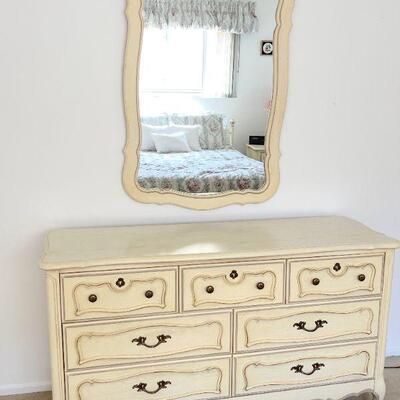 Lot 117  Vintage White French Provincial Style Dresser w/Mirror