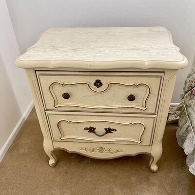 Lot 119  Vintage French Provincial 2 Drawer Night Stand 