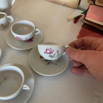 2 children's tea sets