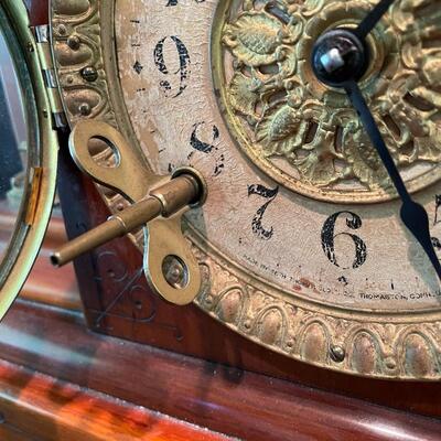 Lot 87 - Seth Thomas Adamantine Mantle Clock