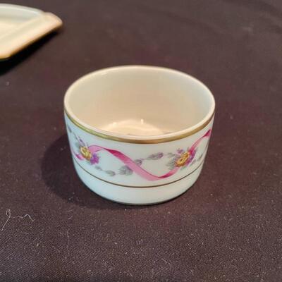 Lot 91 - Empress Dresden, Limoges & More