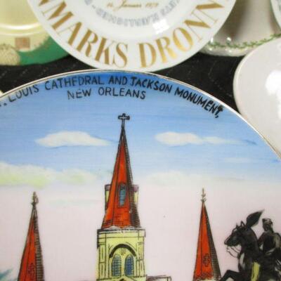 Lot 11 - Collector Plates 