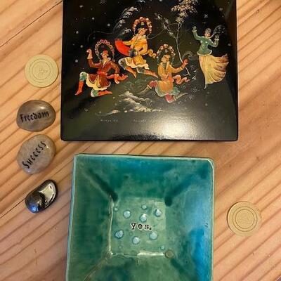 Russian lacquer box, pottery dish and stones
