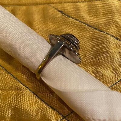 Ornate silver ring w/ black stone
