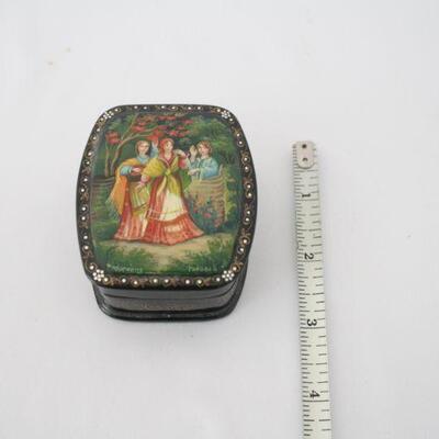 Lot #166: Vintage Russian Lacquer Box