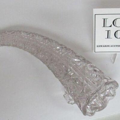 Very Pretty Vintage Pressed Glass Cornucopia Vase