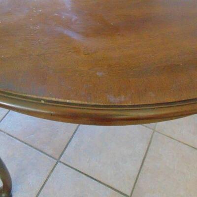 Thomasville Cherry Dining Room Table & Six Chairs