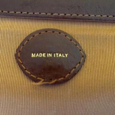 2 pieces or leather luggage