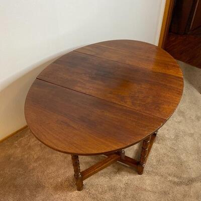 Antique Solid Wood Drop Leaf Spindle Table 