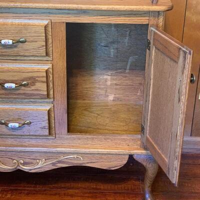 Solid Oak Adorable Country Server with Matching Mirror  