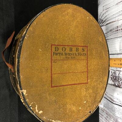 Vintage DOBBS New York Round Hat Box