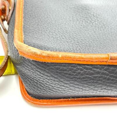 VINTAGE DOONEY & BOURKE SURREY LEATHER CROSSBODY BAG