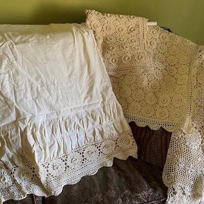 Lace bed skirt, 2 shams, topper and full size duvet cover 
