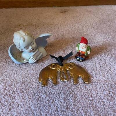 Miscellaneous decorative things - see pics